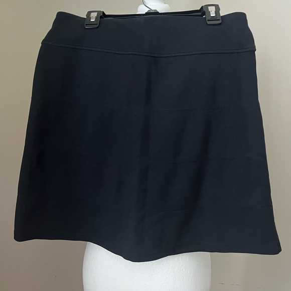 Athleta Black Skirt- S - Picture 2 of 5